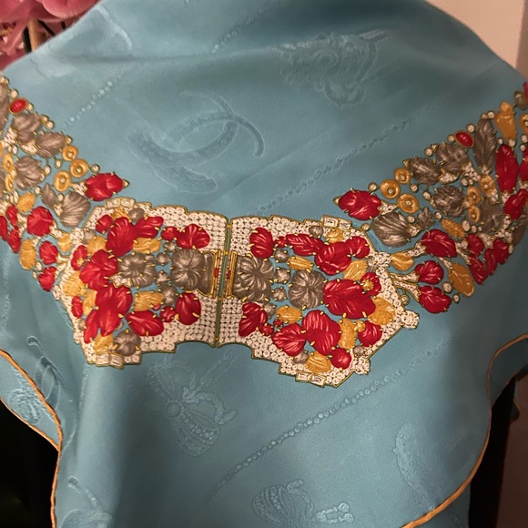 Auth Cartier Silk Scarf. - Picture 16 of 16